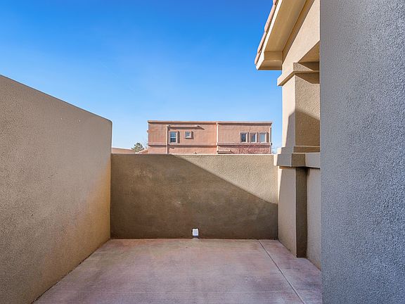 5th image of 4404 San Benito St Unit B