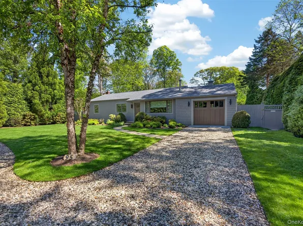 95 Tyrone Dr, East Hampton, NY 11937
