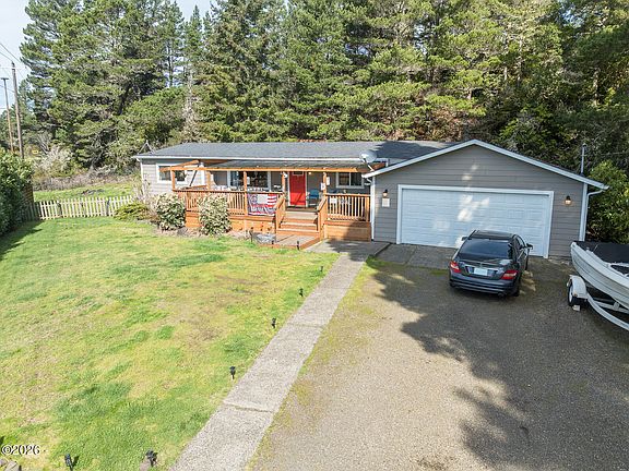 2nd image of 5143 Heceta Beach Rd