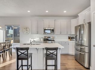 5627 W Lost Mine Ln, Herriman, UT 84096
