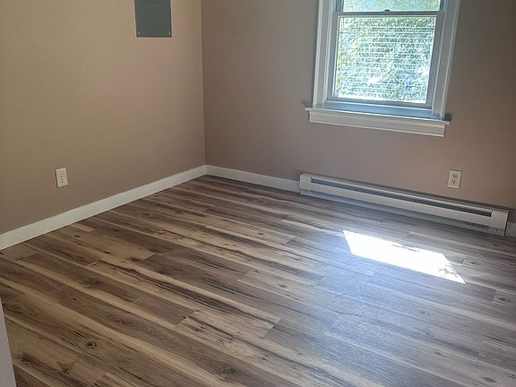5th image of 133 Boone Docks St APT 2
