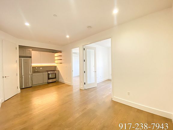 2nd image of 85 Montrose Ave #2A