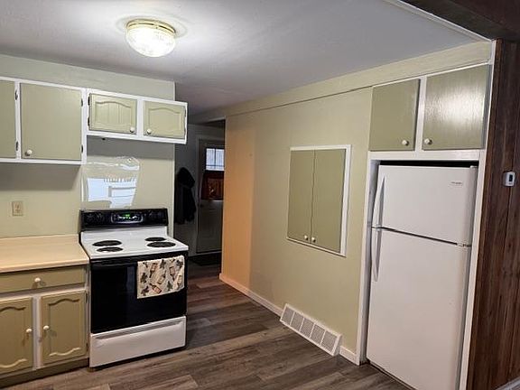 3rd image of W10410 Park Ln