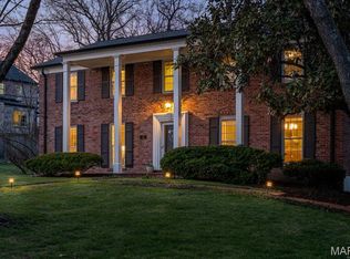 61 York Dr, Saint Louis, MO