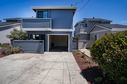 307 Virgin St Photo 1