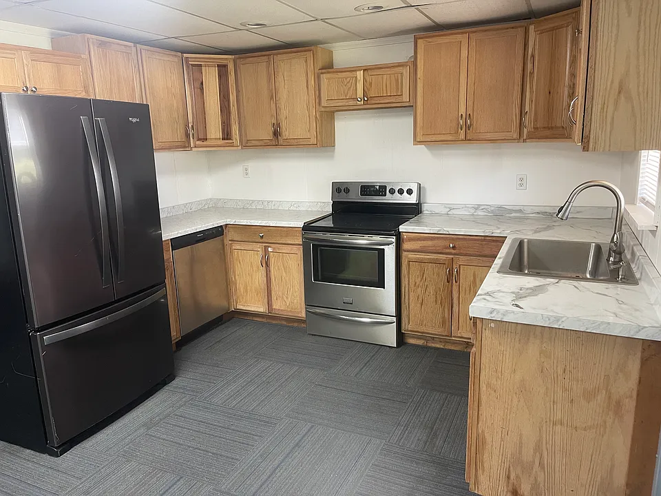 207 W Railway North St #207