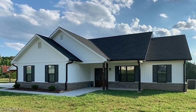 1st image of 178 Hd Meadows Ln