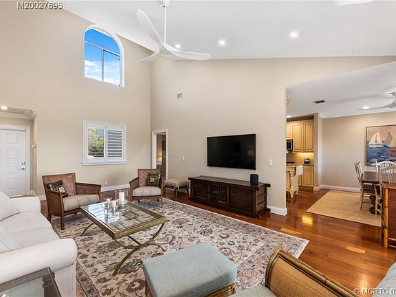 4th image of 12483 NW Harbour Ridge Blvd #1-6