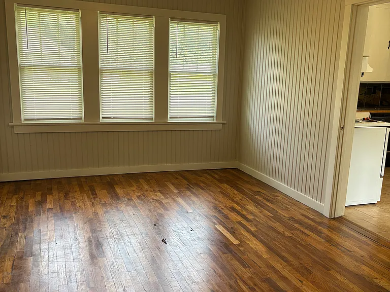 223 Daugherty Ave — Photo 6