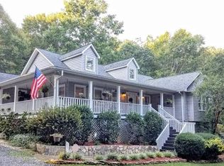 253 Riverside Dr, Mount Holly, NC 28120