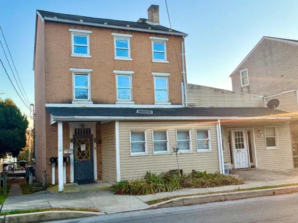 22 W Gay St, Christiana, PA 17509