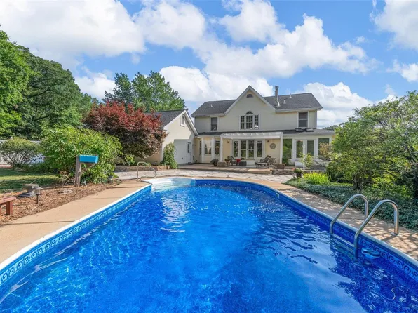 131 Terrace Ln, Washington, MO 63090