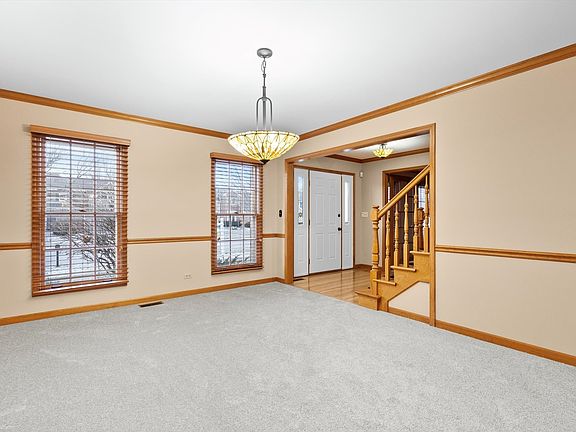 3rd image of 1107 Conan Doyle Rd