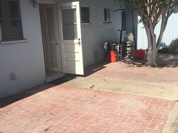 2nd image of 5243 La Jolla Mesa Dr