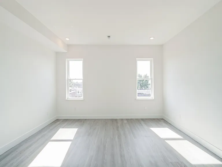 513 N 63rd St #4 — Photo 30