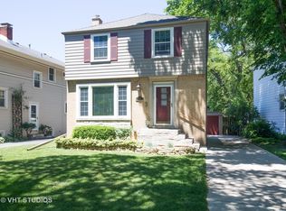 402 Repton Rd, Riverside, IL 60546