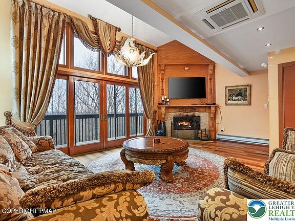 2nd image of 298 Overlook Way