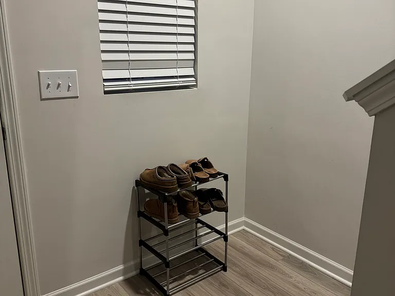 901 Moray Ln — Photo 18