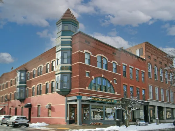 29 Pleasant St APT 1, Northampton, MA 01060