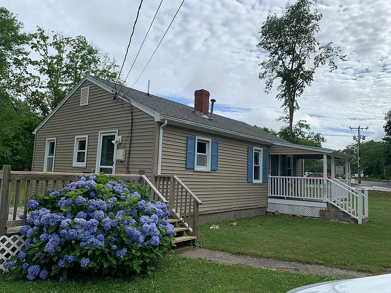 1 Landing Rd — Photo 3
