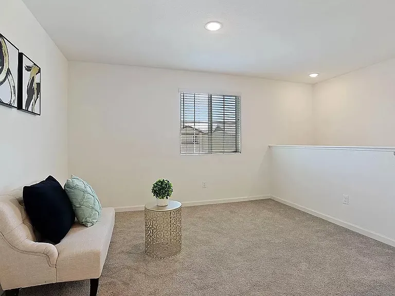 Family/study/yoga room