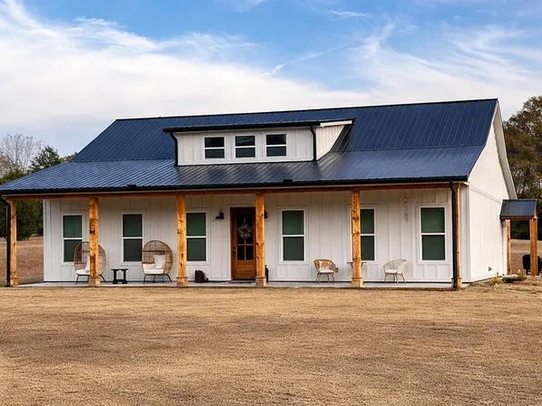 1215 Holmes Rd, Dewy Rose, GA 30634