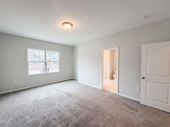 4th image of 1118 Neighborly Way