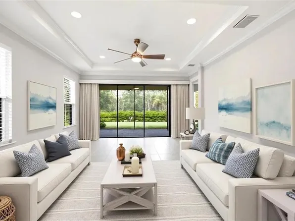 8261 Lucello TER W, NAPLES, FL 34114