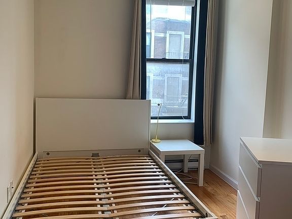 3rd image of 10 Manhattan Ave #44B