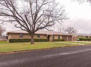 325 Van Zandt St, San Angelo, TX 76905