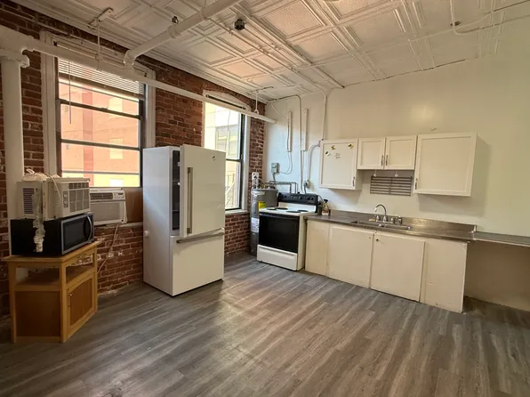 15 Edinborough St #5, Boston, MA 02111