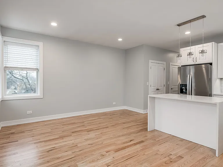 5979 N Elston Ave #3 — Photo 12