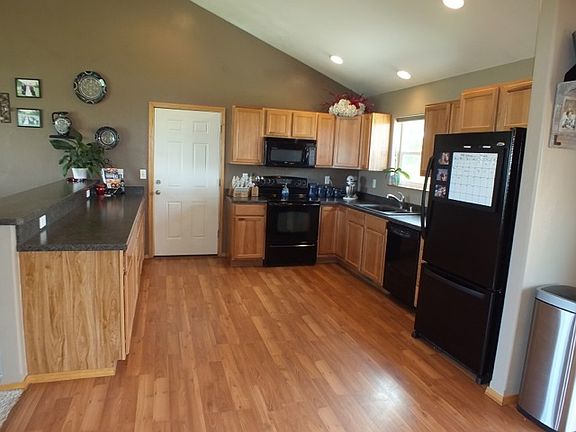 3rd image of 3336 Cattail Dr