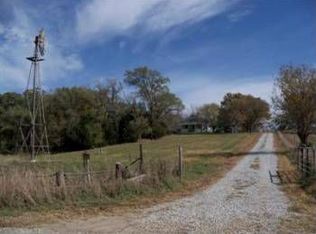 319 S 2nd Rd, Bennet, NE 68317