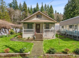 1435 Larch St, Raymond, WA 98577