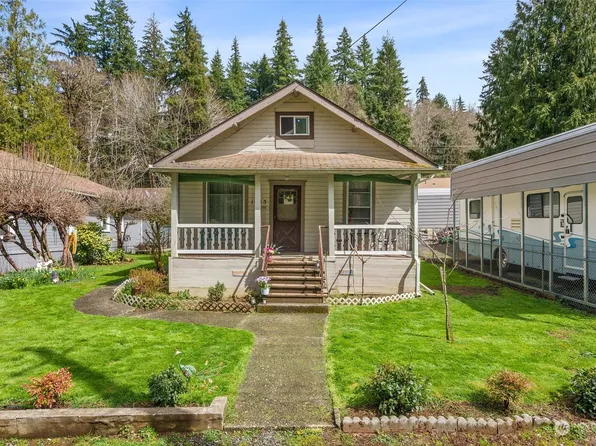 1435 Larch Street, Raymond, WA 98577
