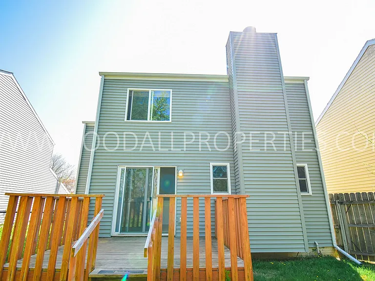 716 Knolls Ct — Photo 21