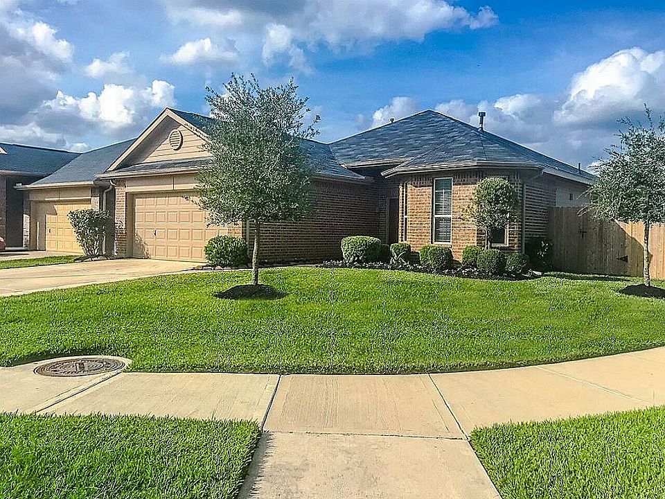 1st image of 21502 Sierra Long Dr