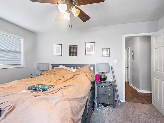 3rd image of 2536 Manlove Ave