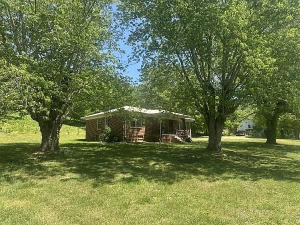 1st image of 202 Maggart Rd