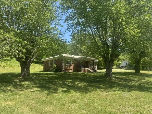 202 Maggart Rd, Elmwood, TN 38560