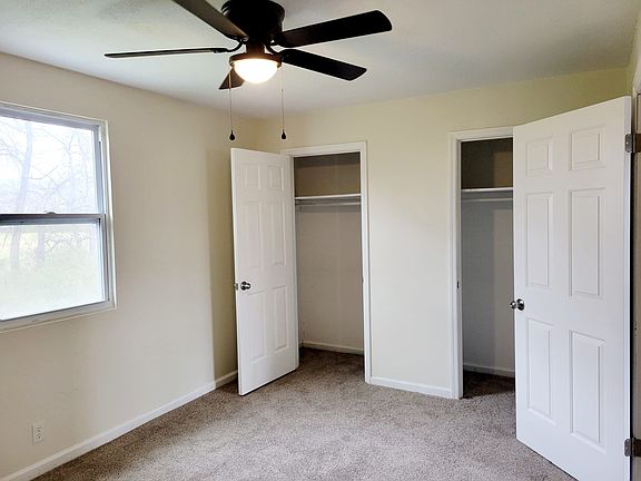 3rd image of 329 Lake Farm Rd #A