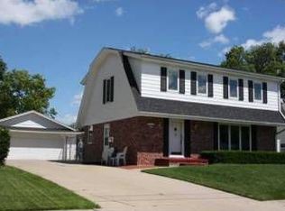 414 E 16th St N, Newton, IA 50208