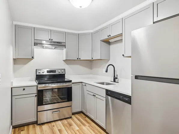 1-14 Iris Ct #3G, Acton, MA 01720