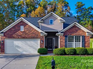 639 Stonehenge Dr, Rock Hill, SC 29730