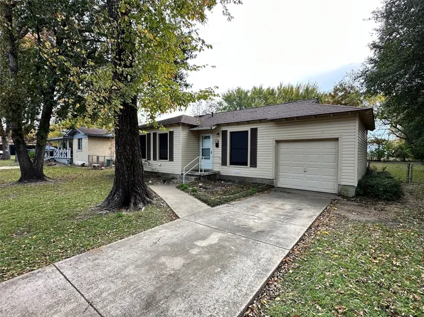 107 Mathis St, Seagoville, TX 75159