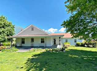 254 S Main St, Granite Falls, NC 28630