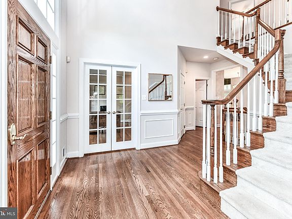 2nd image of 10681 Alliwells Ct