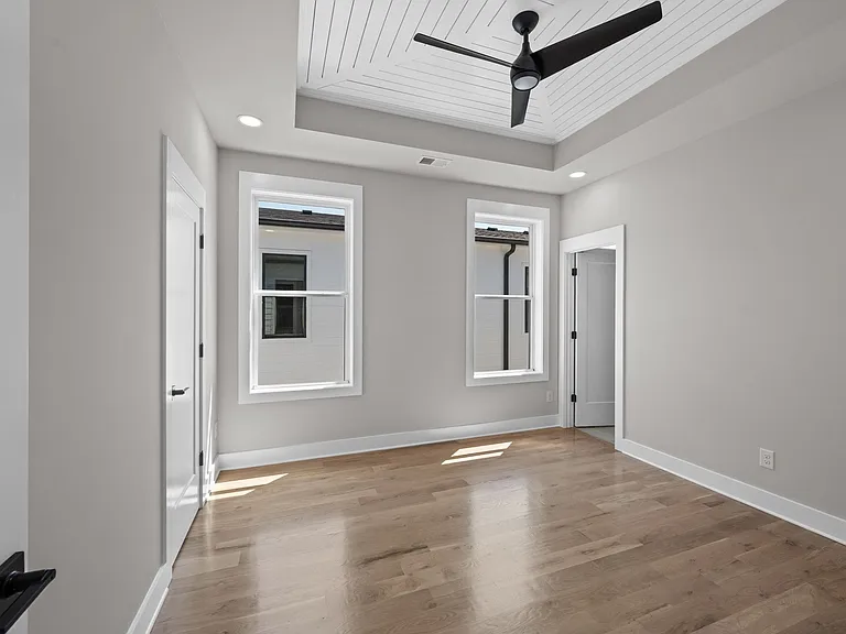 2525 W Heiman St #2525 — Photo 30