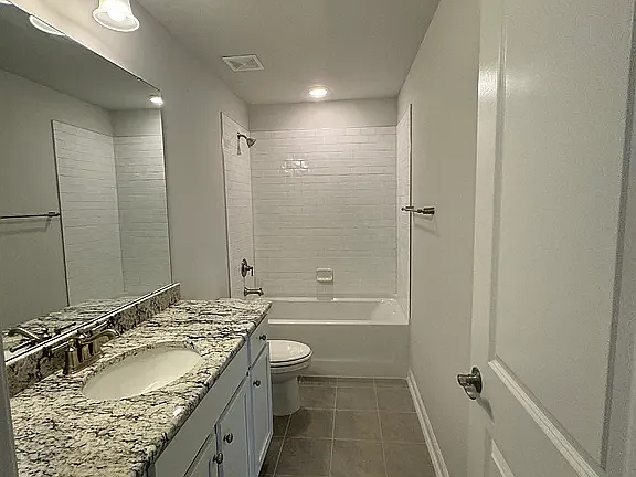 1424 Rhodes Pond St — Photo 18